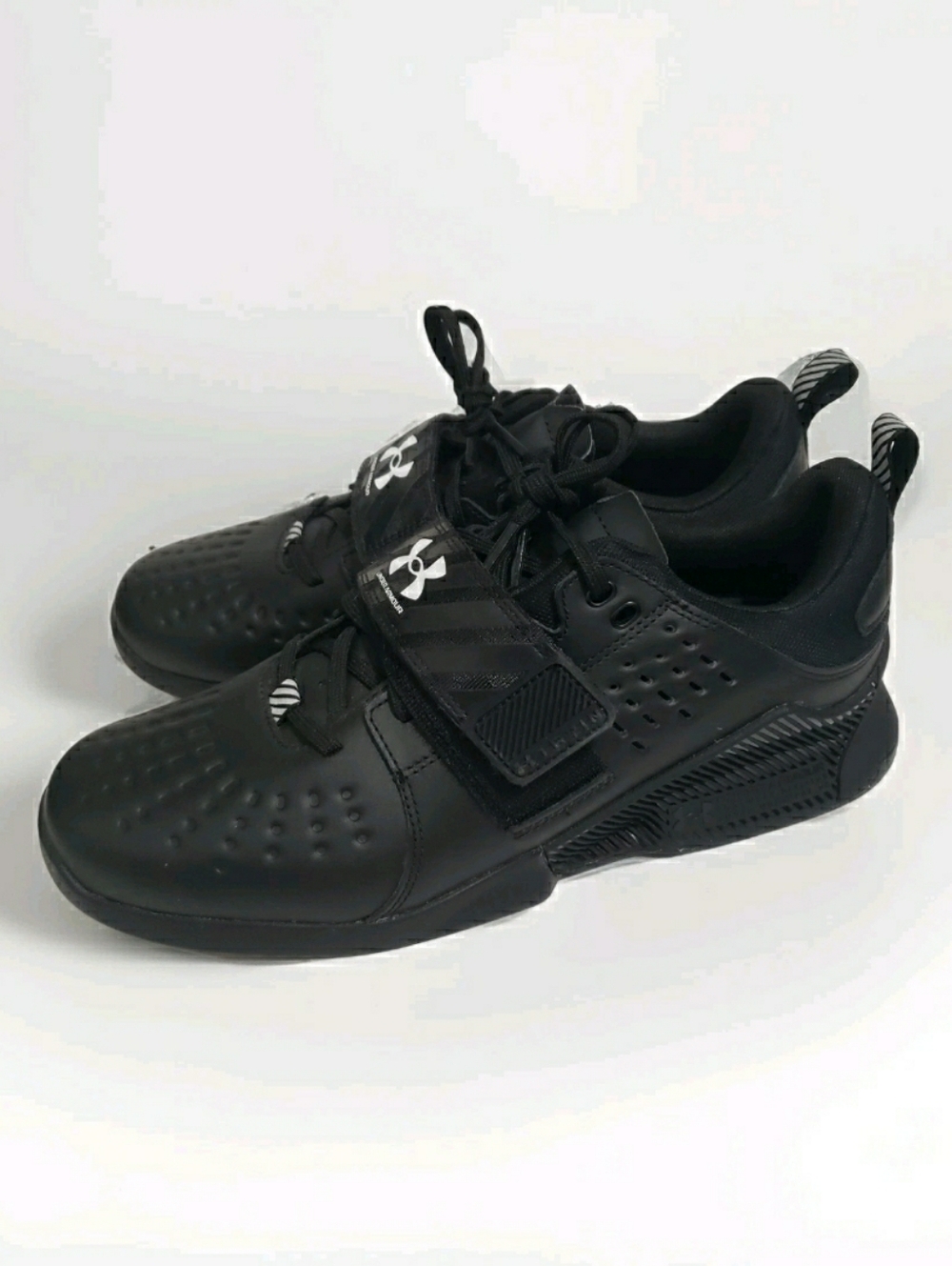 Under Armour Reign Lifter Black White Training Shoes 3028028-001 Men’s 10.5 W 12